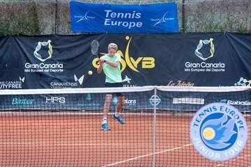 Primera jornada del VIII Gran Canaria Yellow Bowl 2019 (Foto TA)